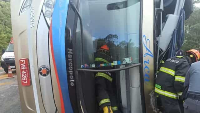 ‘Dói na alma’, diz amiga de enfermeira morta em acidente com ônibus