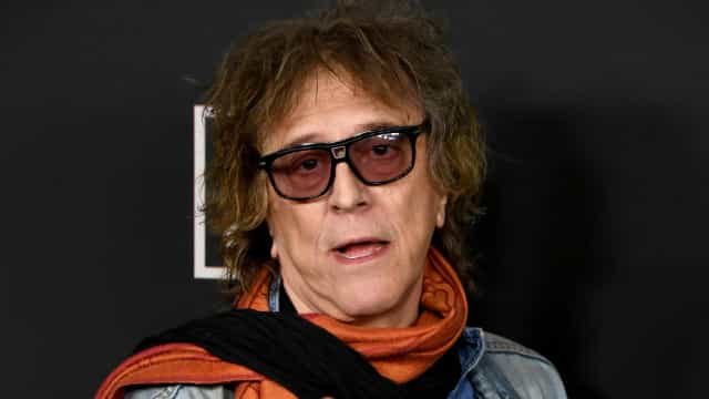 Morre o lendário Mick Rock, "o homem que fotografou os anos 70"