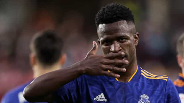 Performances de Vinícius Júnior fascinam jornal espanhol