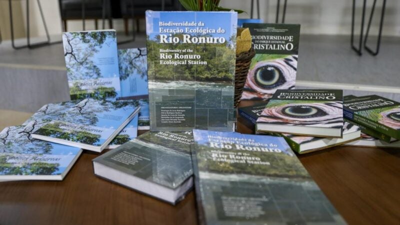 Sema e UFMT lançam livros sobre Estação Ecológica do Rio Ronuro