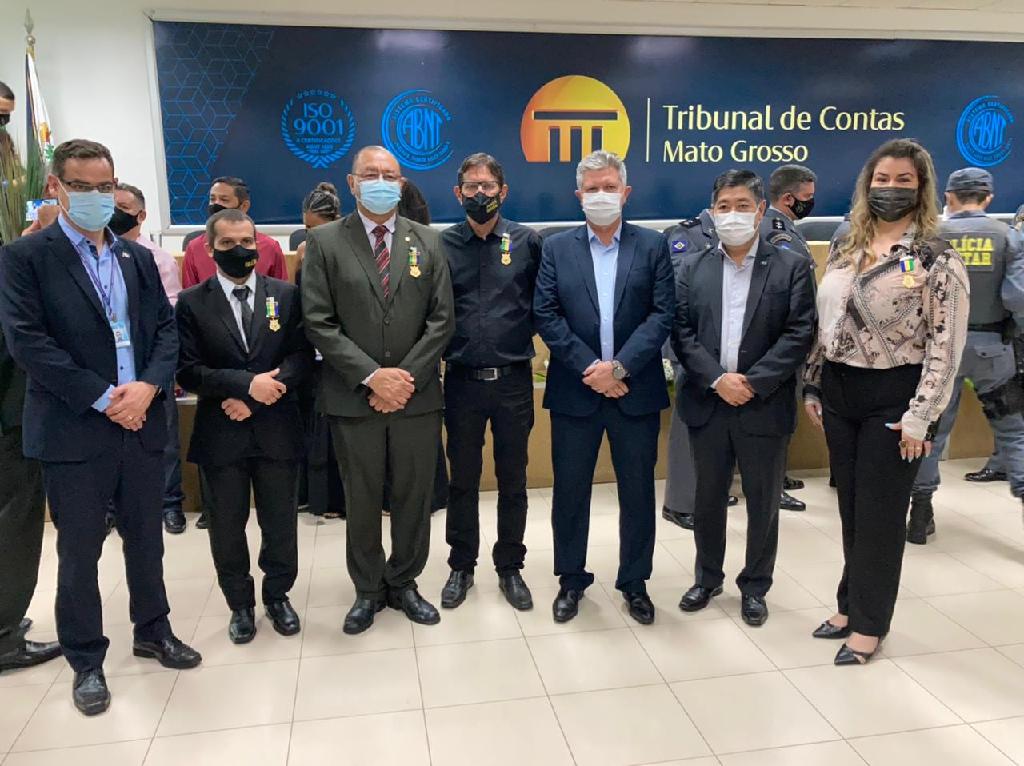 Servidores da Politec são agraciados com Medalha Mérito da Segurança Pública