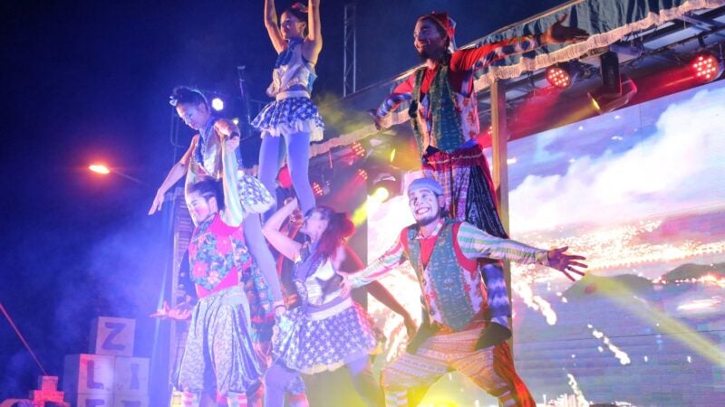 Espetáculo Circense “Era uma vez um Natal” se apresenta em Guaratã do Norte