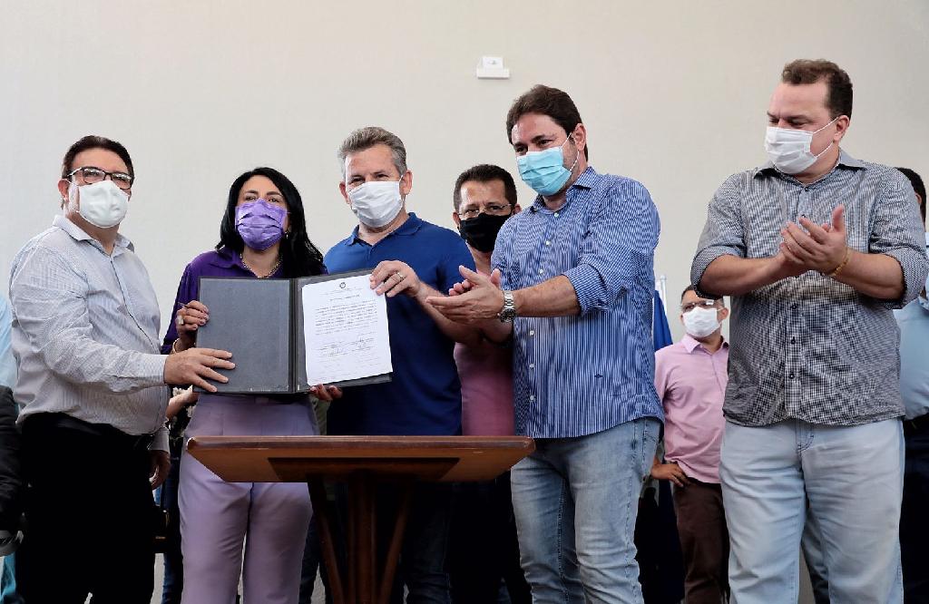 Governo investe R$ 56 milhões em obras: O sentimento do cacerense hoje é de gratidão, afirma prefeita