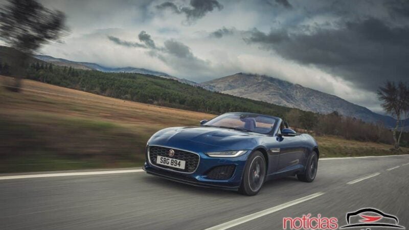 Jaguar F-Type: versões, equipamentos, motores, detalhes