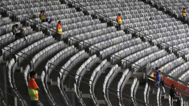 Chanceler proíbe público em eventos esportivos na Alemanha para conter a covid-19