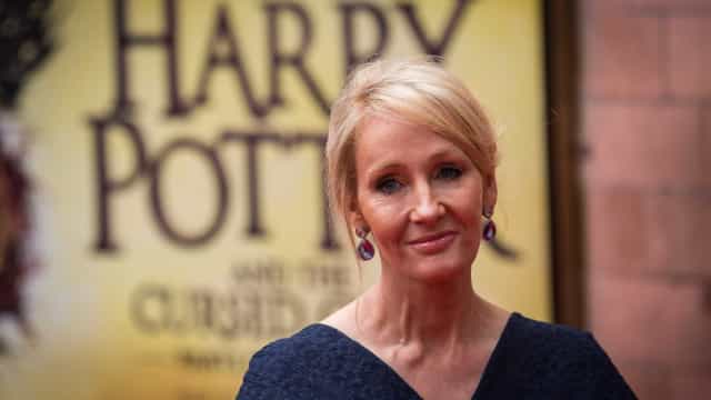 J.K. Rowling choca fãs de Harry Potter com comentários preconceituosos