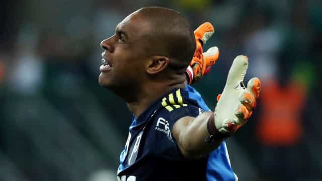 Cruzeiro anuncia chegadas do goleiro Jailson, ex-Palmeiras, e do zagueiro Sidnei