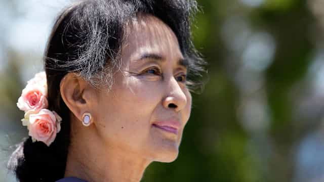 Suu Kyi, líder de Mianmar deposta por golpe militar, é condenada a 2 anos de prisão