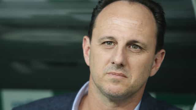 Rogério Ceni decide futuro com o São Paulo em reunião nesta sexta feira
