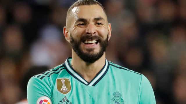 Benzema brilha e garante vitória do Real Madrid no Campeonato Espanhol