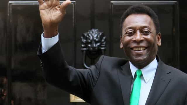 Pelé faz última sessão de quimioterapia no ano: ‘Ficarei alguns dias no hospital’