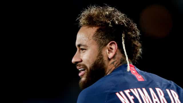 PSG prevê volta de Neymar no fim de janeiro e revela casos de covid-19 no elenco