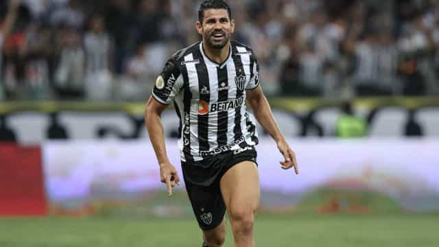 Diretor do Atlético-MG quer permanência de Diego Costa