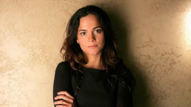 Alice Braga reclama que número de seguidores influencia testes de elenco