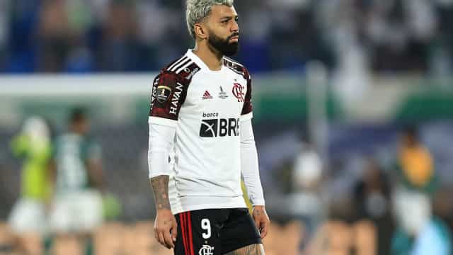 "Gosto de jogar sendo xingado, amor é em casa", diz Gabigol