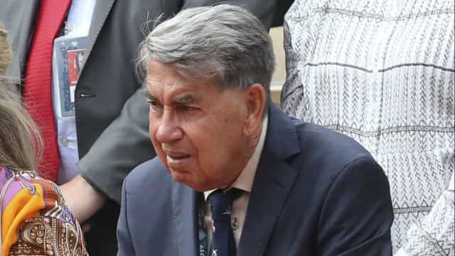 Medalhista olímpico e ex-número 1, tenista Manolo Santana morre aos 83 anos