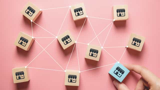 Veja quais áreas mais promissoras para investir em franquias em 2022