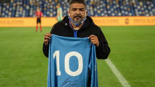 Morre o irmão de Diego Armando Maradona