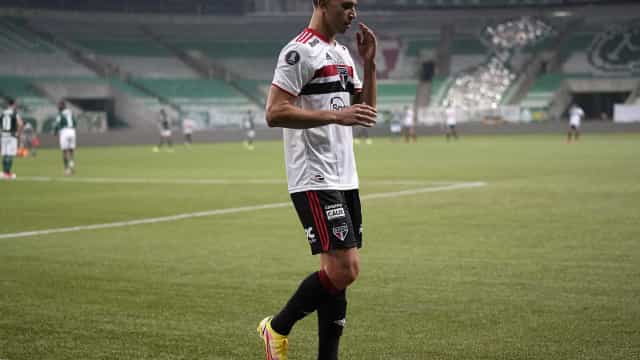 Vitor Bueno recebe sondagem de clube japonês para deixar o São Paulo