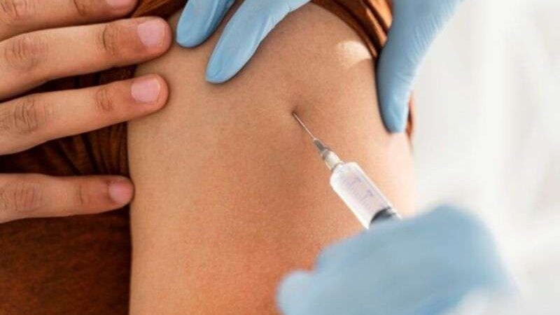 Ômicron: 3 doses da BioNTech e Pfizer neutralizam a variante