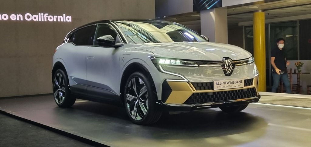 Longe do Brasil, Megane E-Tech Electric é mostrado na Argentina