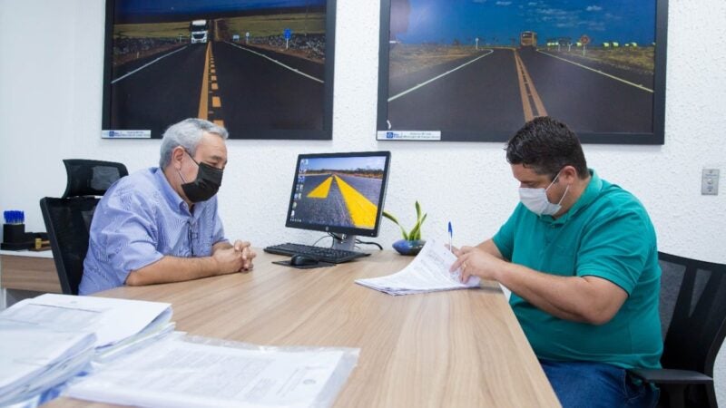 Governador Mauro Mendes assinou nesta quinta-feira convênios no valor de mais de R$2,5 mi. para obras de infraestrutura em Guarantã do Norte