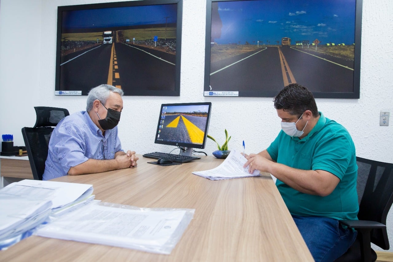 Governador Mauro Mendes assinou nesta quinta-feira convênios no valor de mais de R$2,5 mi. para obras de infraestrutura em Guarantã do Norte