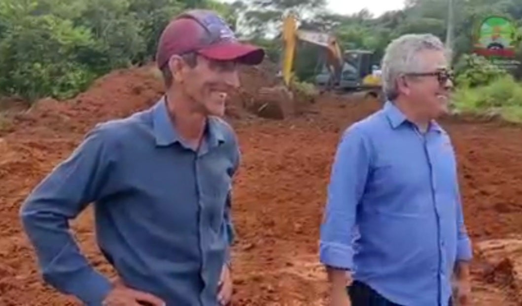 Vereadores Zilmar e Denílson acompanham trabalhos na linha Páscoa