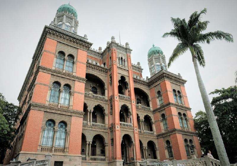 Anvisa aprova insumo da Fiocruz para 1º vacina 100% nacional contra Covid