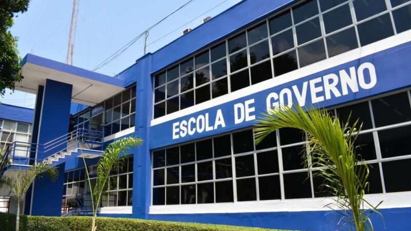 Escola de Governo oferta 300 vagas para curso online em Direito da Administração Pública