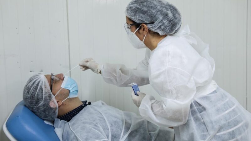 Governo de MT distribui 101 mil testes para detecção da Covid-19 aos 141 municípios