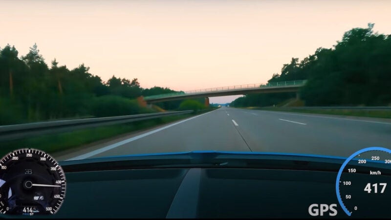 Bugatti Chiron alcança novo marco na Autobahn: 417 km/h! (vídeo)