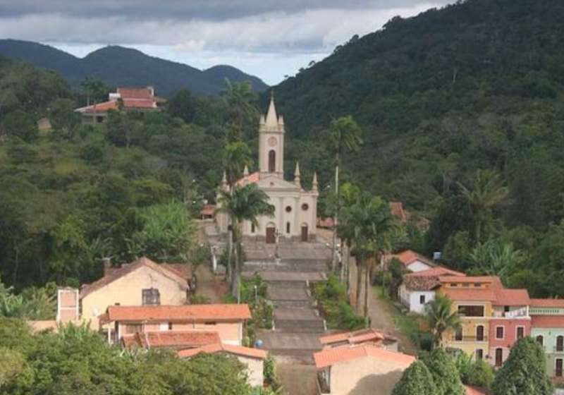 Cidade vacinou todos adultos e não tem mortes por Covid há 7 meses