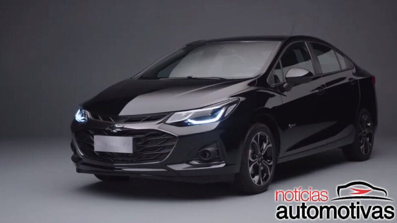 Chevrolet Cruze RS e Midnight chegam ao mercado nacional