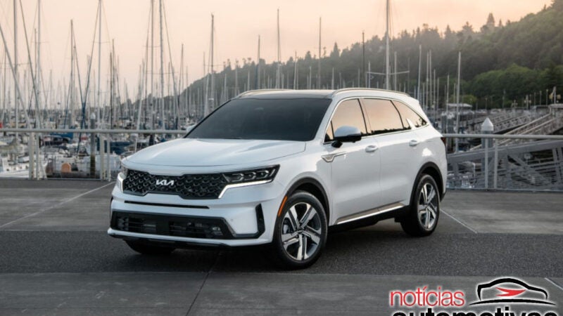 Novo Kia Sorento deverá desembarcar no Brasil em março