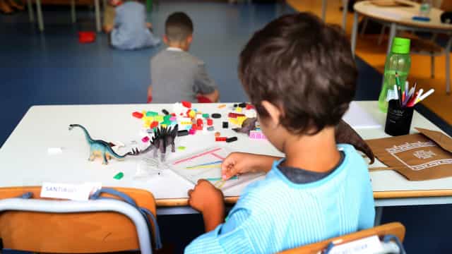 Nº de alunos na creche diminui 9% no Brasil em 2021; rede privada puxa redução