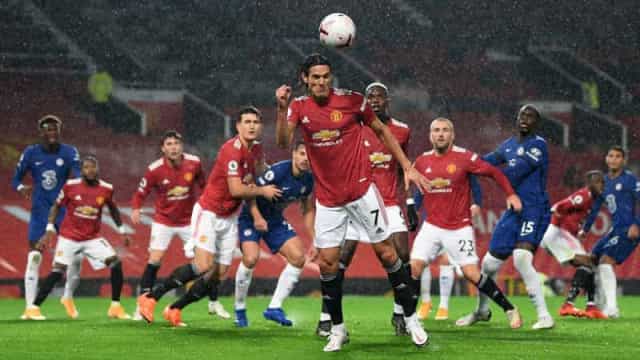 Técnico do United diz que clube quer Cavani até junho: ‘Não vou deixá-lo sair’