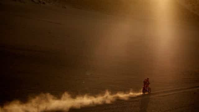 França sugere cancelar Rally Dakar após explosão, mas organizadores são contra