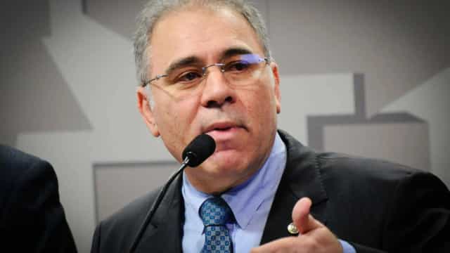 Ministério da Saúde reduz afastamento do trabalho por Covid-19 de 15 para 10 dias