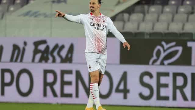 Ibrahimovic marca, Milan vence Venezia e assume liderança provisória no Italiano