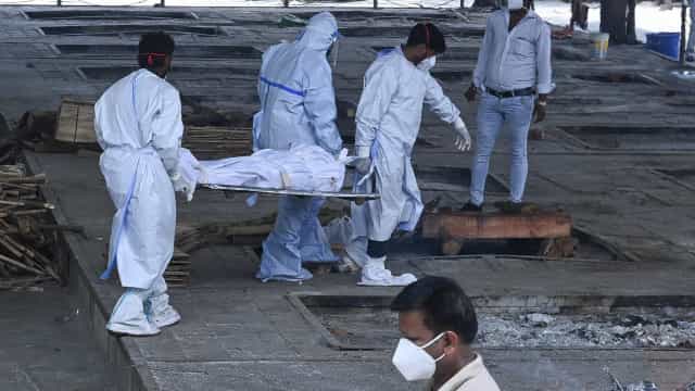 Pandemia "não está nem perto do fim", alerta OMS