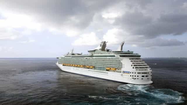 Aumentam casos de covid-19 nos navios de cruzeiro na costa brasileira