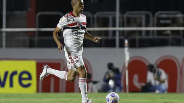 Miranda fala em conquistar títulos com o São Paulo em 2022 para voltar à seleção