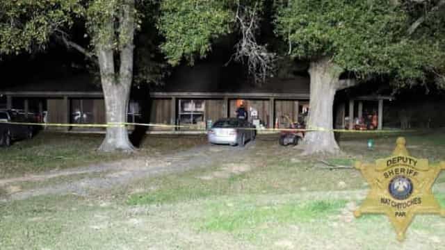 Homem encontrado morto na cama após mulher cega reportar desaparecimento