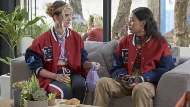 ‘Rebelde’ volta com elenco internacional e personagens mais fluidos