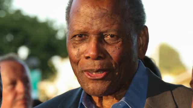 Morre Sidney Poitier, primeiro ator negro a ganhar um Oscar
