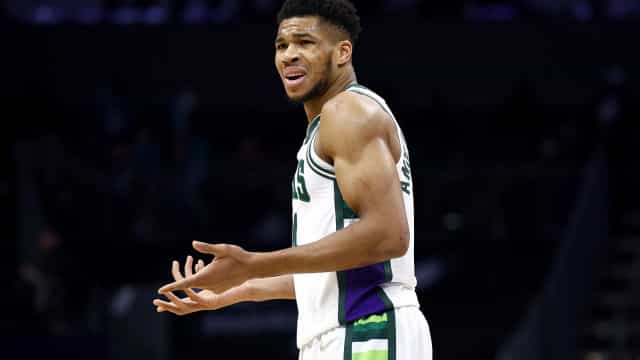 Com show de Antetokounmpo, Bucks massacram Warriors; Grizzlies vencem 11ª seguida