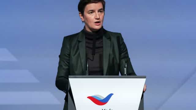 Primeira-ministra sérvia diz que Djokovic será investigado: ‘Lei é para todos’