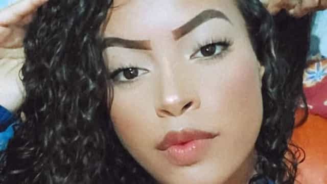 Cantora de brega morre aos 18 anos após acidente