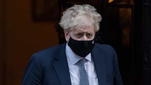 Boris quer cortar verba da BBC a partir de 2027 em meio a escândalo de festas na pandemia